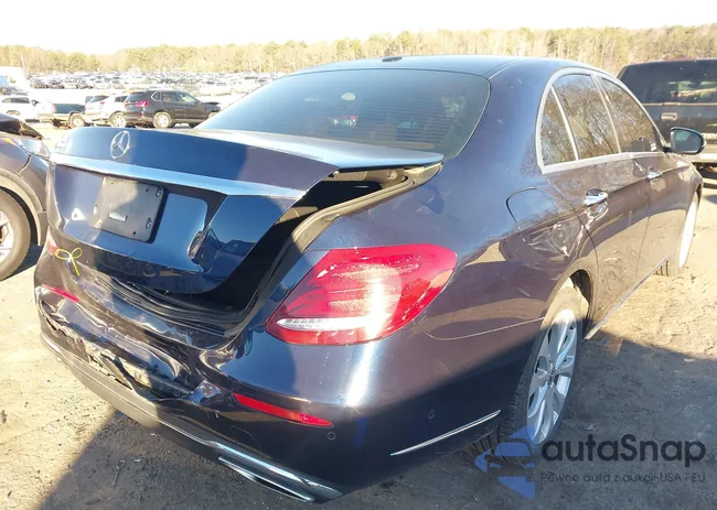 WDDZF4JB4HA238636: 44174728