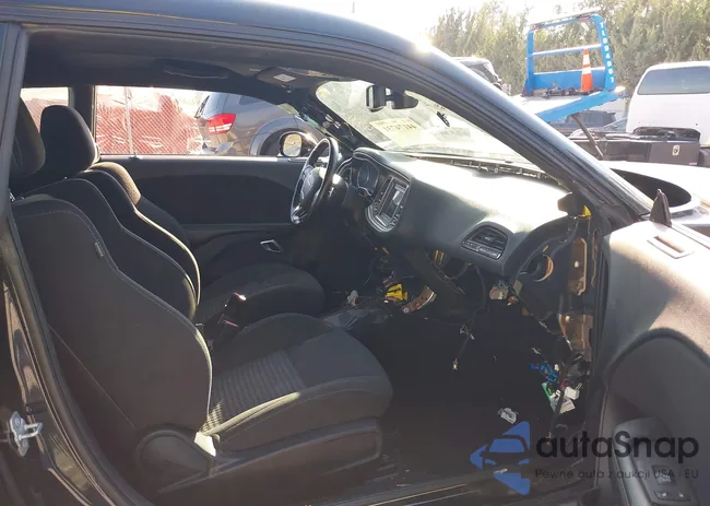 2C3CDZJG2NH237730: 44174731