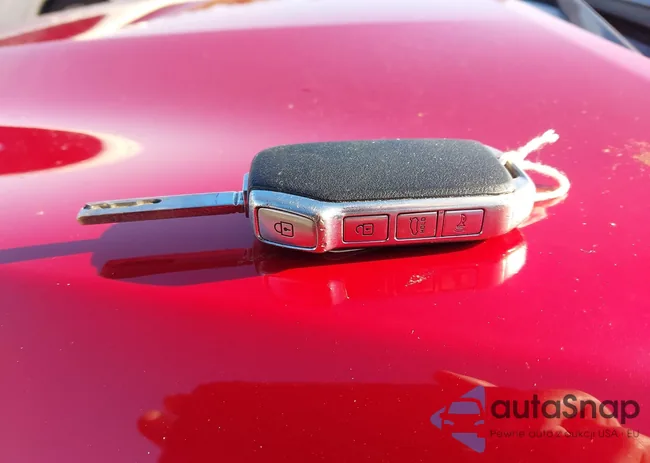 3KPF24AD7LE219420: 44174754