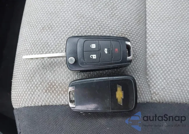 1G1PA5SH3F7295017: 44174781