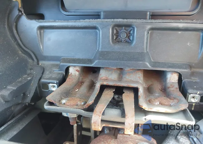 3FADP4BJ2CM219253: 44174819