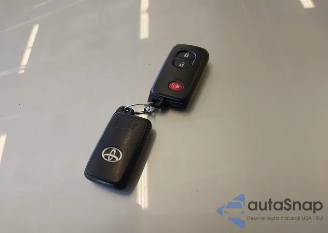 2T3DF4DV6CW207330: 44174866