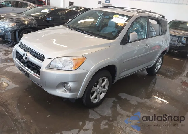 2T3DF4DV6CW207330: 44174866