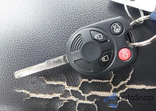 1FMCU0GD0HUC43804: 44174890