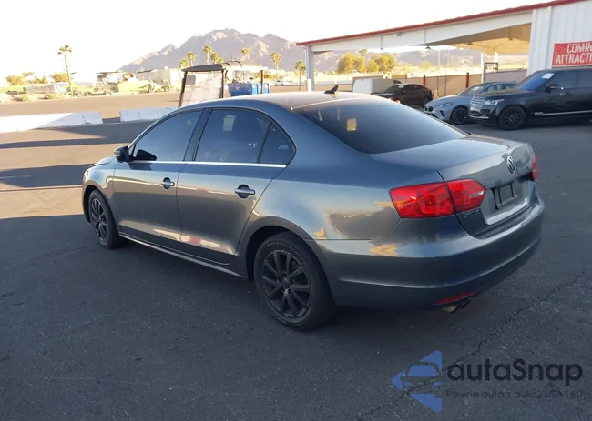 3VWDP7AJ6DM410315: 44174979