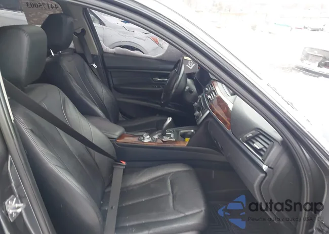 WBA3B5C52DF595803: 44175003