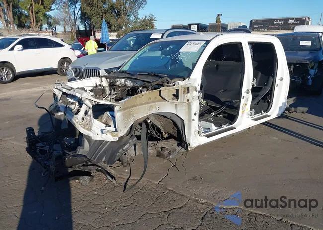 3TMAZ5CN8JM068737: 44175025