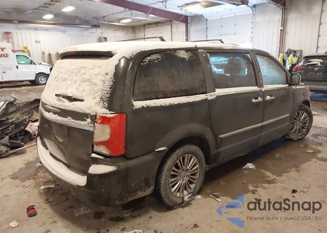 2C4RC1CG0ER466778: 44174044