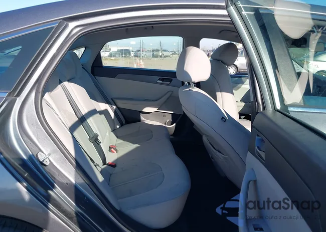 5NPE24AF8KH790082: 44174057