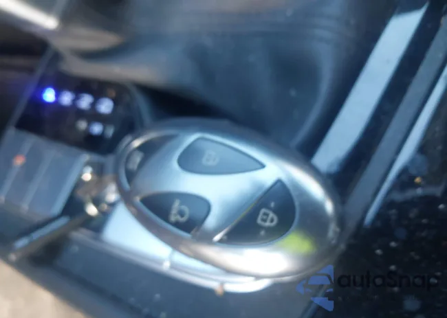 KMHLP4DG0SU873861: 44174064