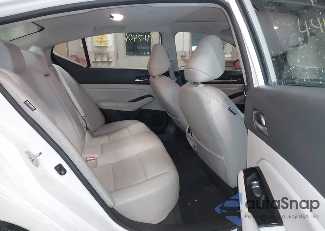 1N4BL4FW4NN315144: 44174065