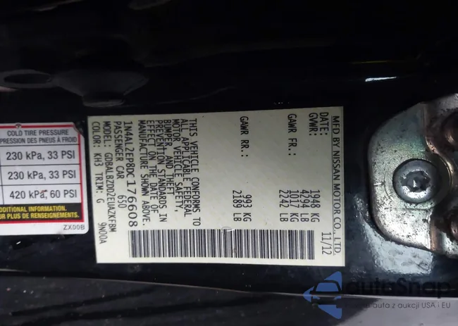 1N4AL2EP8DC176608: 44174086