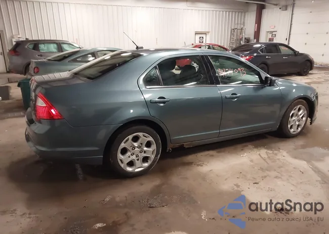 3FAHP0HA8BR126353: 44174093