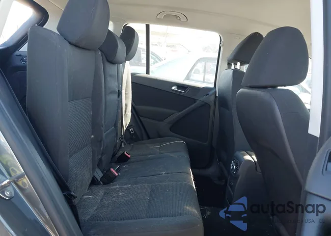 WVGAV7AX1FW520395: 44174097