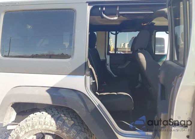 1C4BJWDG9FL520222: 44174117