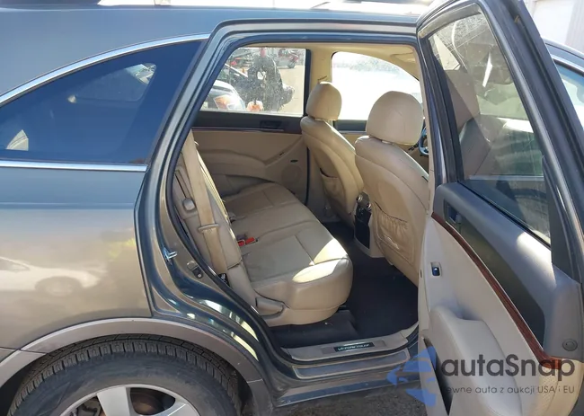 KM8NU73C68U048711: 44174146