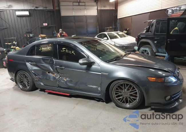 19UUA66298A025707: 44174158