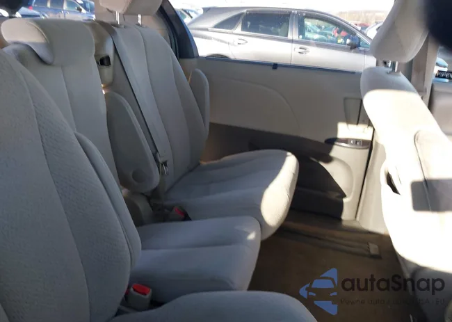 5TDKK3DC4BS156048: 44174165