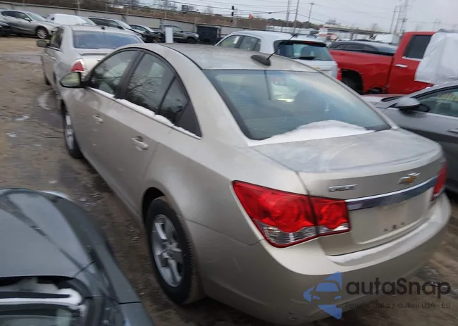 1G1PE5SB6G7180672: 44174178