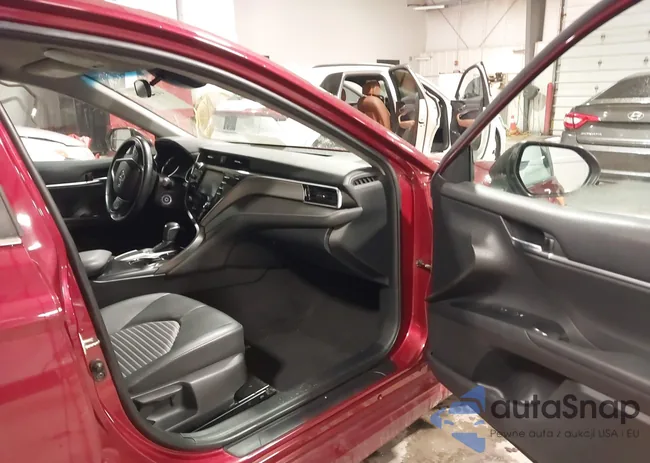 4T1B11HK2JU548623: 44174179