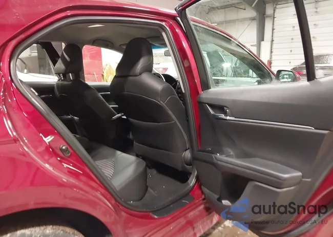 4T1B11HK2JU548623: 44174179