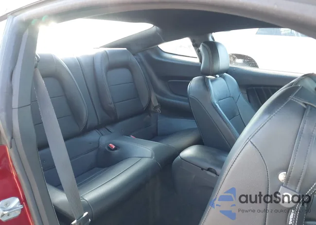 1FA6P8TH5F5318848: 44174180