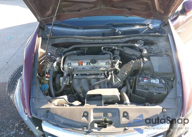 1HGCP2F86BA057917: 44174185