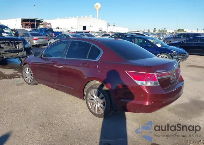 1HGCP2F86BA057917: 44174185