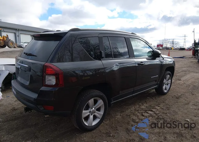 1C4NJDBB7ED688314: 44174209