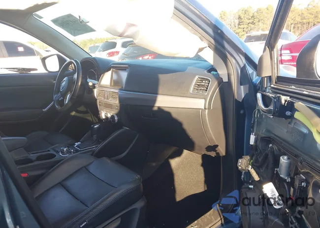 JM3KE2CY9G0900095: 44174230