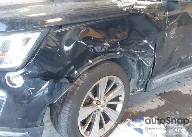 1FM5K8F81JGA15526: 44174321