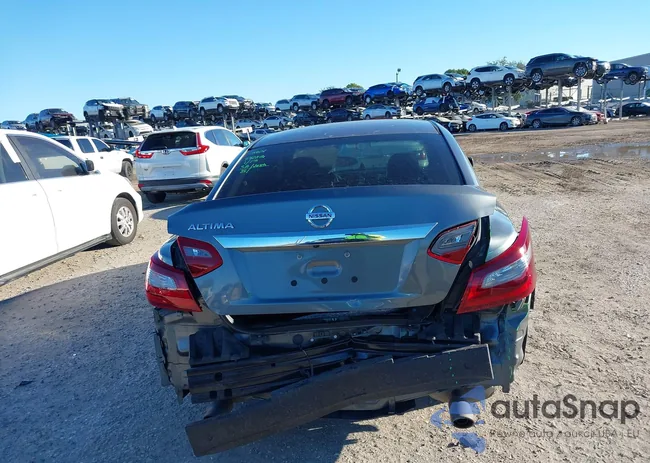 1N4AL3AP1JC259806: 44174327