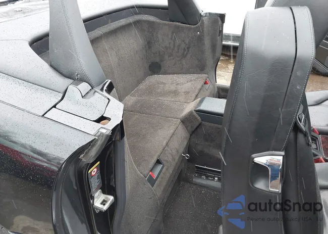 WDBFA68F52F201801: 44174333