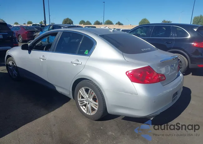 JN1CV6AP1DM304890: 44174358