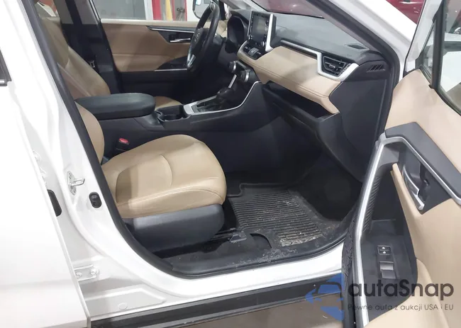 2T3A1RFVXKC057895: 44174366