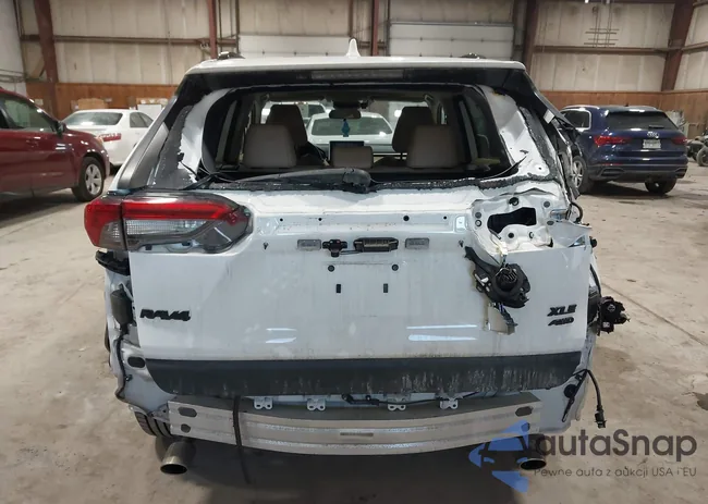 2T3A1RFVXKC057895: 44174366