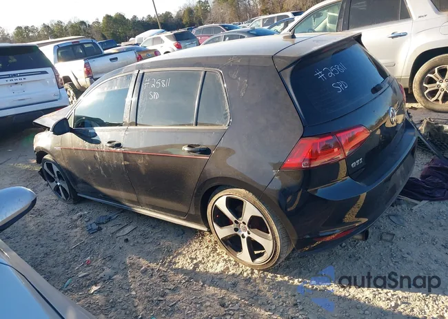 3VW5T7AU3FM017272: 44174382