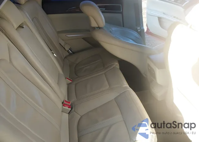 3LN6L2J98DR810665: 44174406