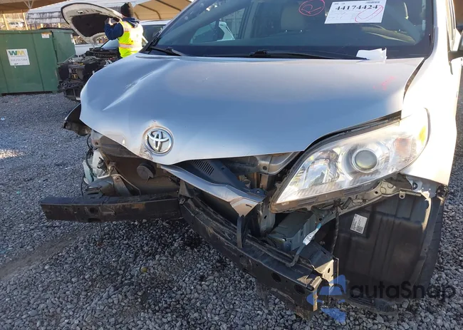 5TDDK3DC6GS139381: 44174424