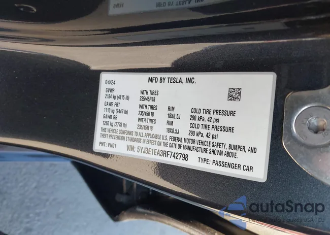 5YJ3E1EA3RF742798: 44174432