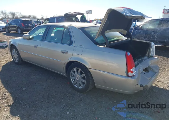 1G6KD57Y78U183524: 44175523