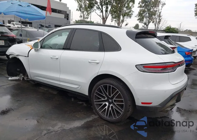 WP1AA2A57SLB04590: 44175684