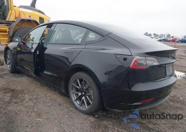 5YJ3E1EB1NF298419: 44175738