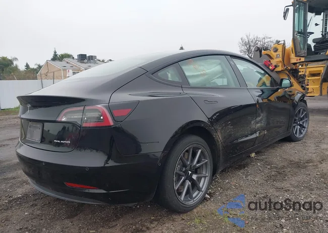 5YJ3E1EB1NF298419: 44175738