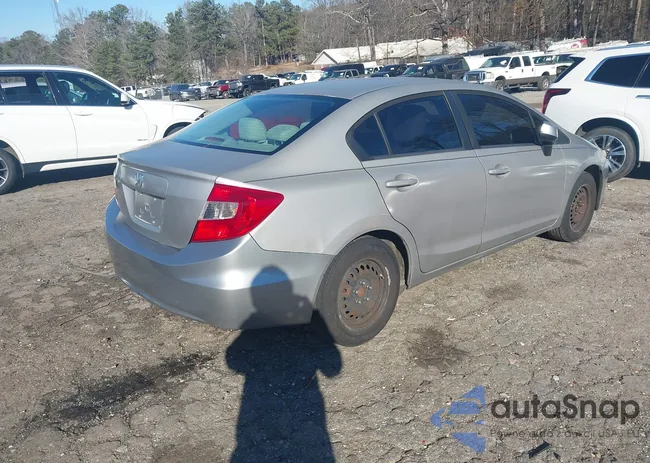 2HGFB2F58CH331140: 44175785