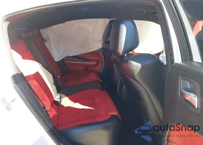 2C3CDXGJ6KH688727: 44175843