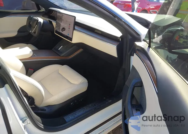 5YJSA1E5XMF438869: 44175970