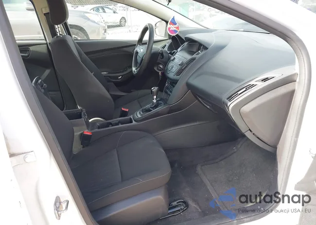 1FADP3FE4JL238070: 44176022