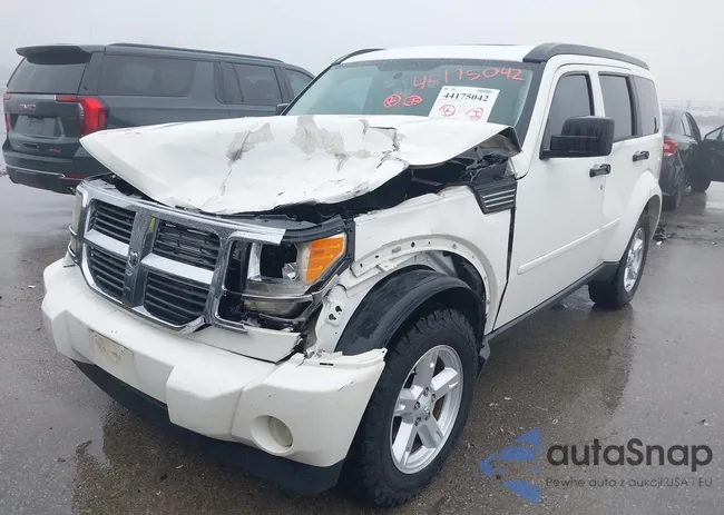 1D8GT28KX8W211143: 44175042