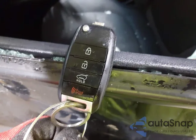 KNDJN2A29F7758632: 44175088